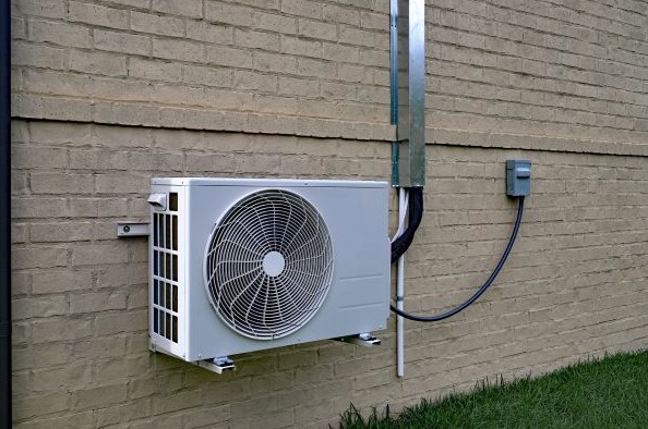 Expert’s Guide to Getting Your Ductless Split System Ready for Summer